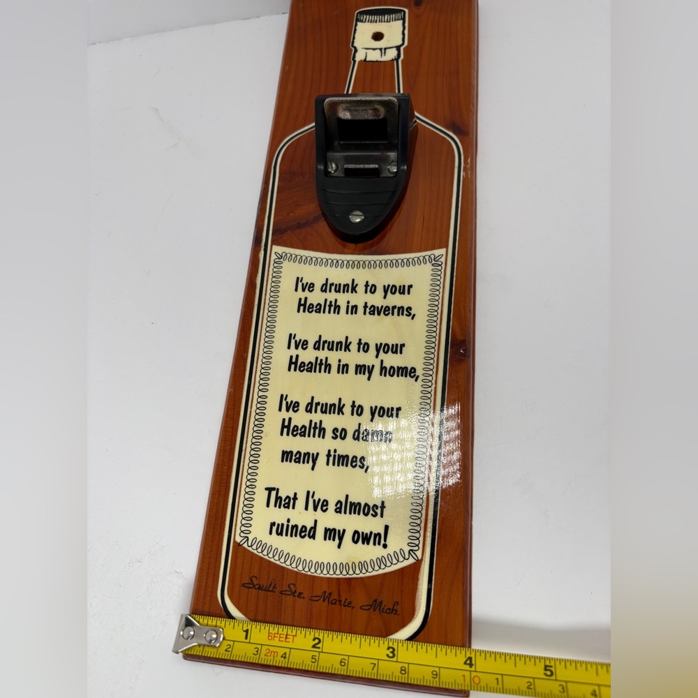 Vintage Bottle Opener Wall Mounted Retro Souvenir Sault Ste. Marle 60s Barware - Picture 5 of 6